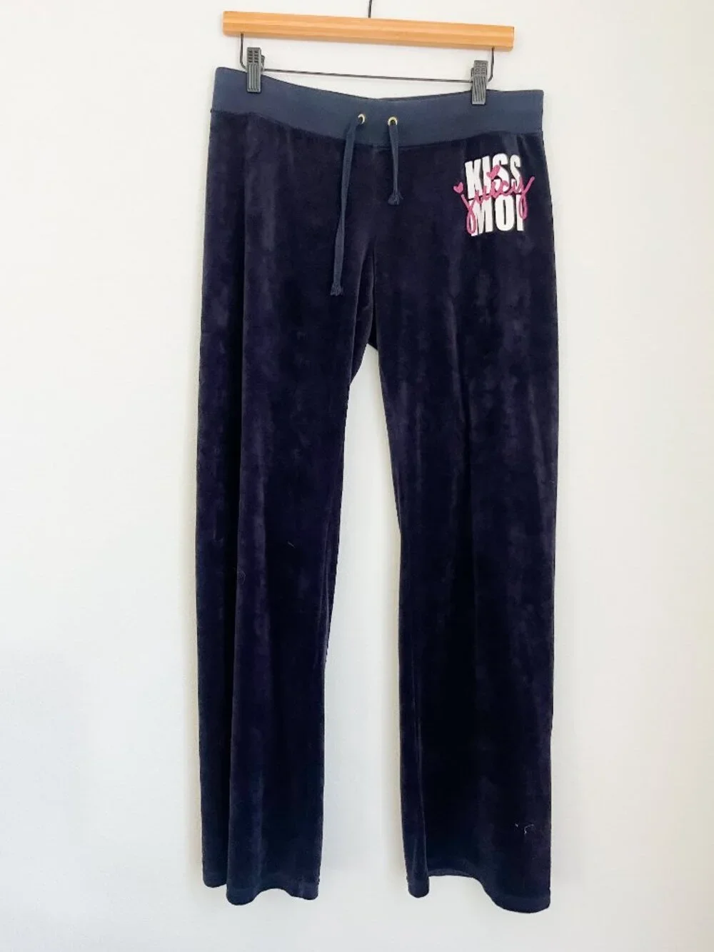Juicy Couture Vintage “Kiss Moi” Velour Tracksuit — Size L